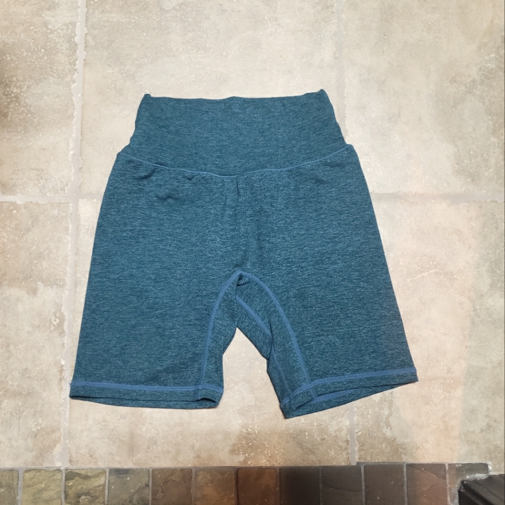 P'tula Bare II emerald small 6" short